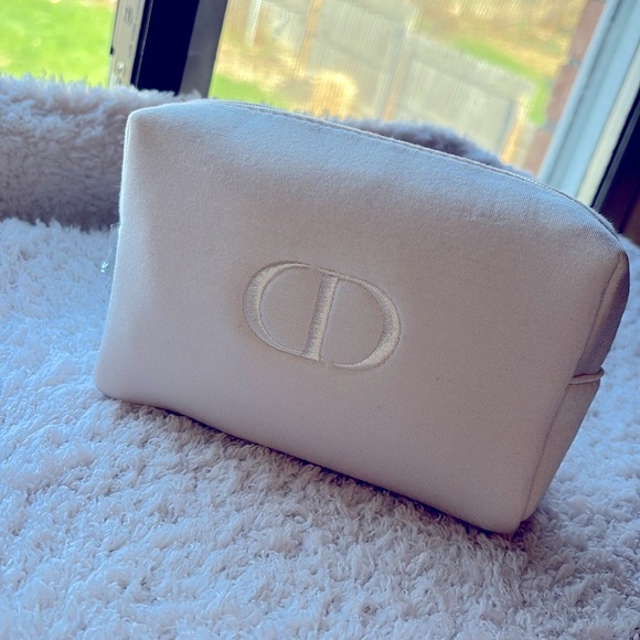 SALE🛍️ Christian Dior Cosmetic Bag - Picture 1 of 4